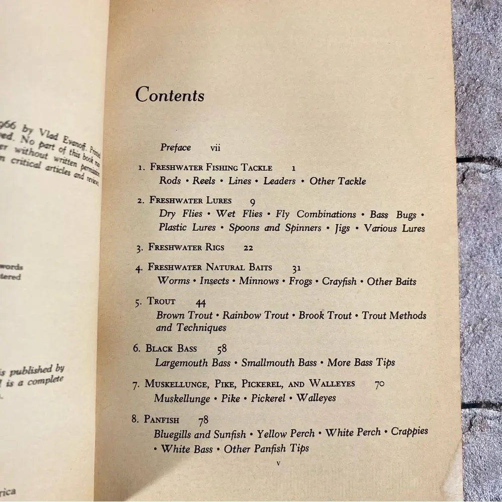1001 Fishing Tips and Tricks by Vald Evanoff Paper Back Vintage 1966
